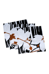 Tyynynp&auml;&auml;llinen Mustavalkokukat 50x50cm (3kpl)